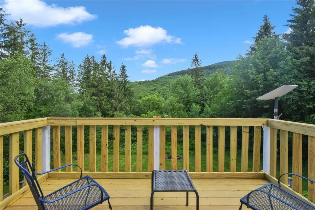 929 Codding Hollow Road Waterville VT 05492