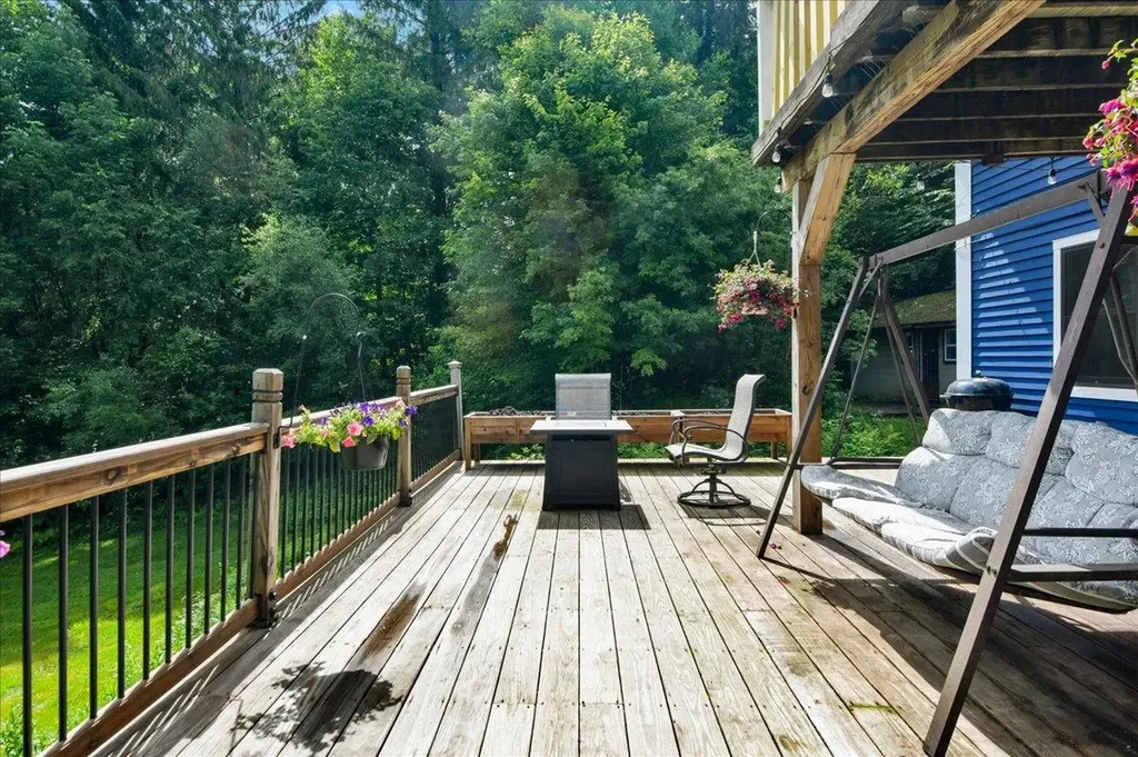 929 Codding Hollow Road Waterville VT 05492