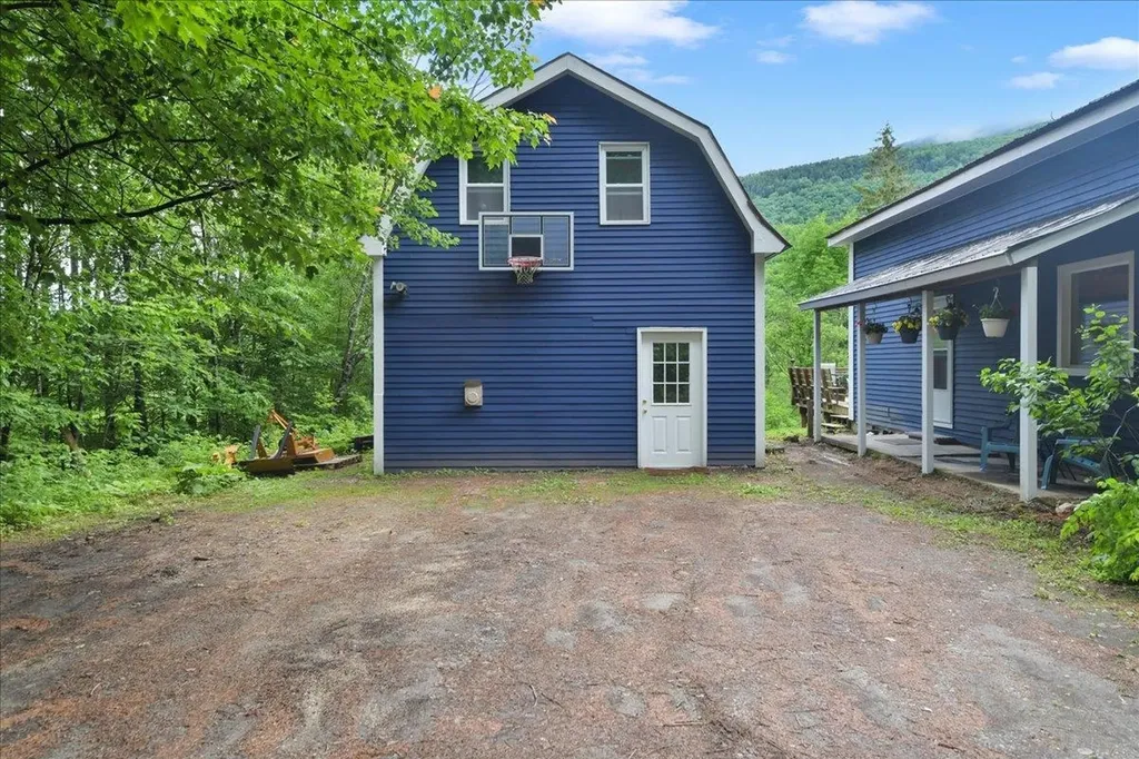 929 Codding Hollow Road Waterville VT 05492