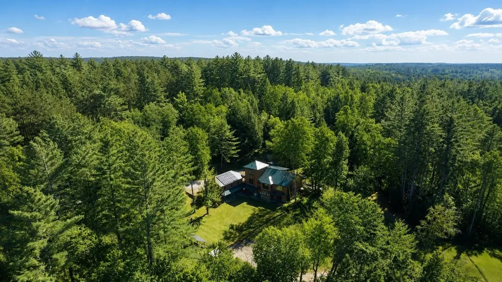 224 Cobble Ridge Road Londonderry VT 05148