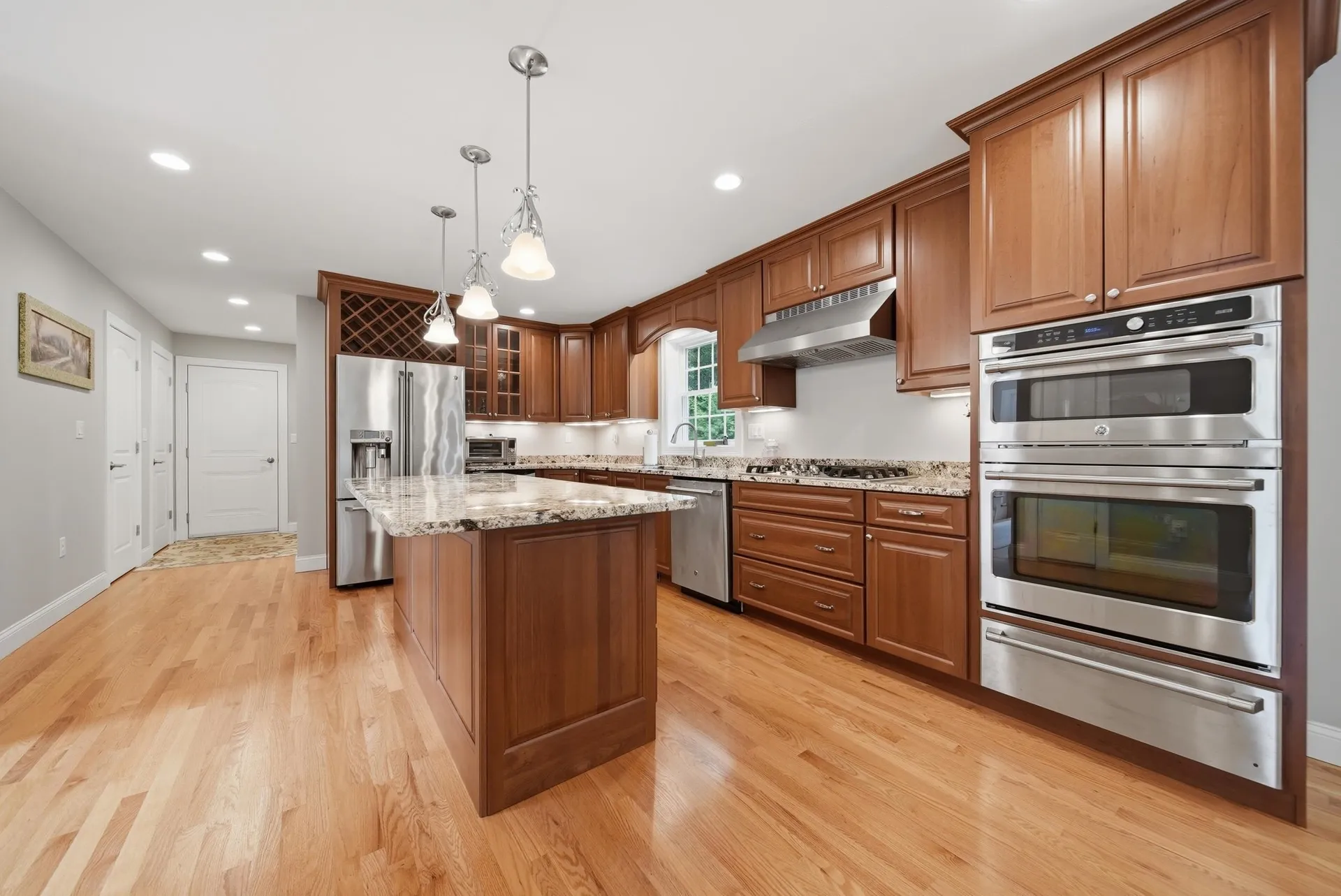 24 Piper Lane Pelham NH 03076
