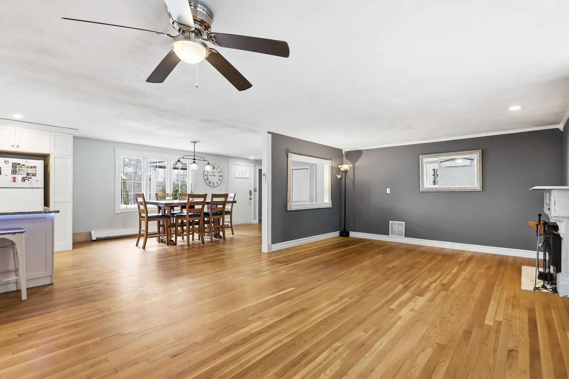 773 Mammoth Road Pelham NH 03076