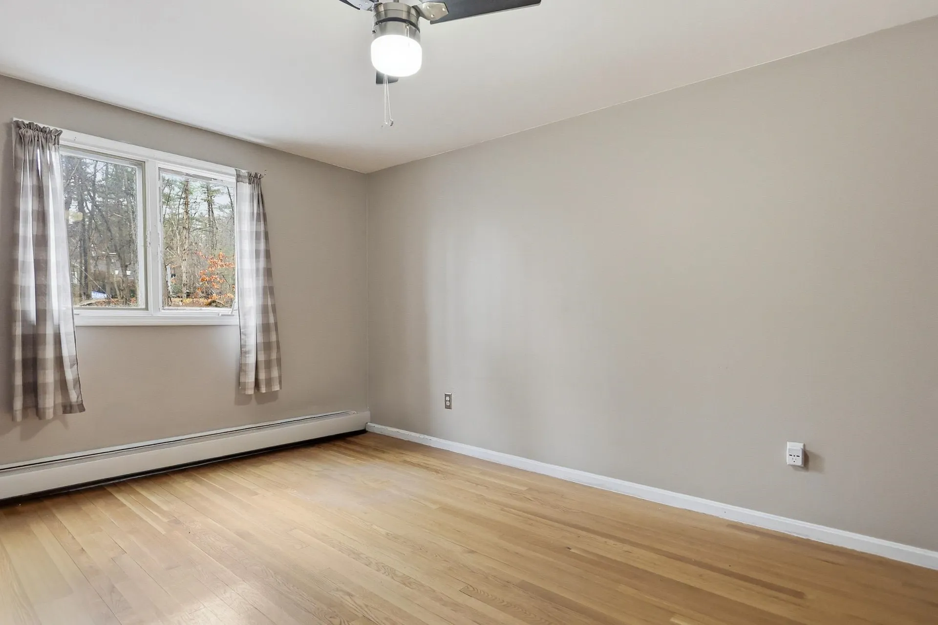 773 Mammoth Road Pelham NH 03076
