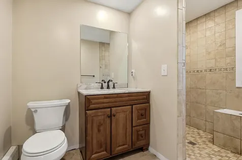 773 Mammoth Road Pelham NH 03076