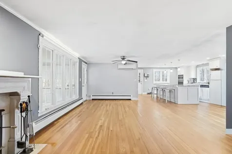 773 Mammoth Road Pelham NH 03076