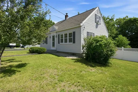 103 Broadway Avenue Manchester NH 03104