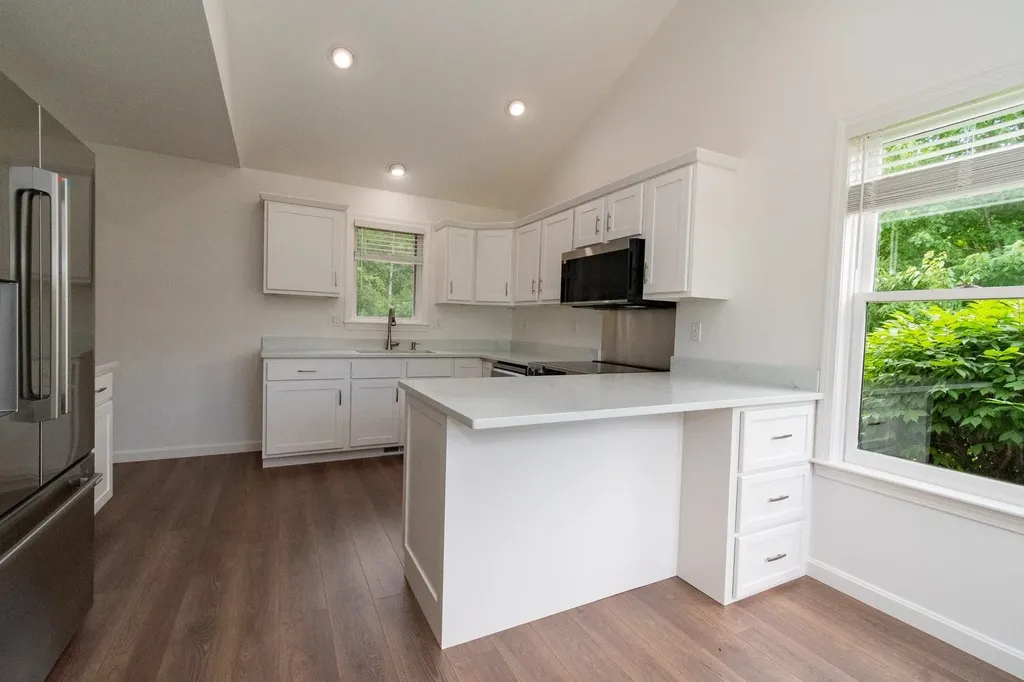 7 St Andrews Drive Bedford NH 03110