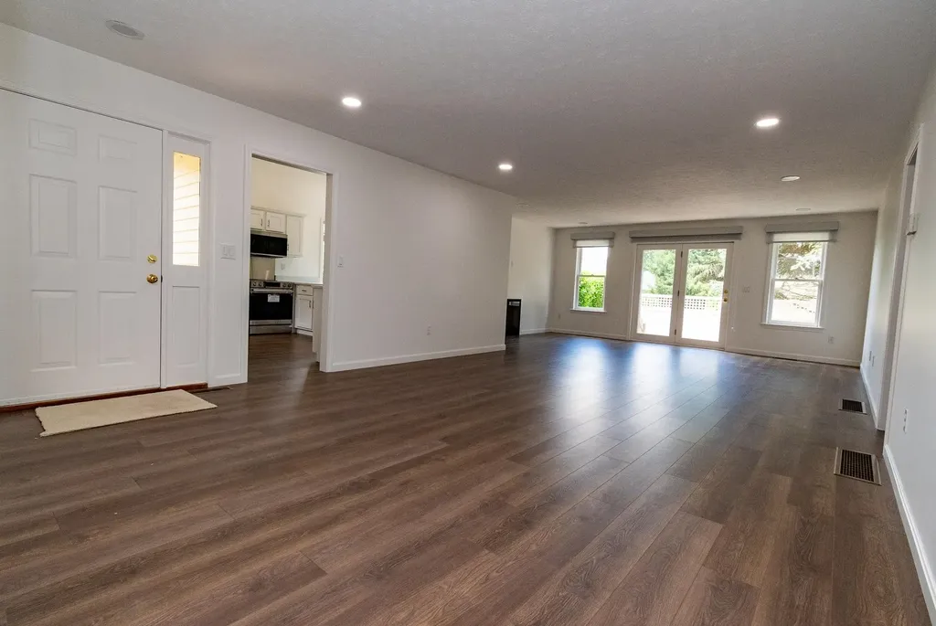 7 St Andrews Drive Bedford NH 03110