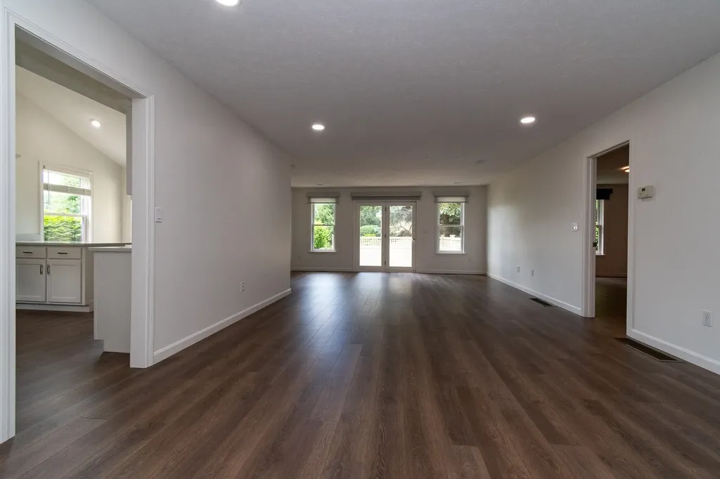 7 St Andrews Drive Bedford NH 03110