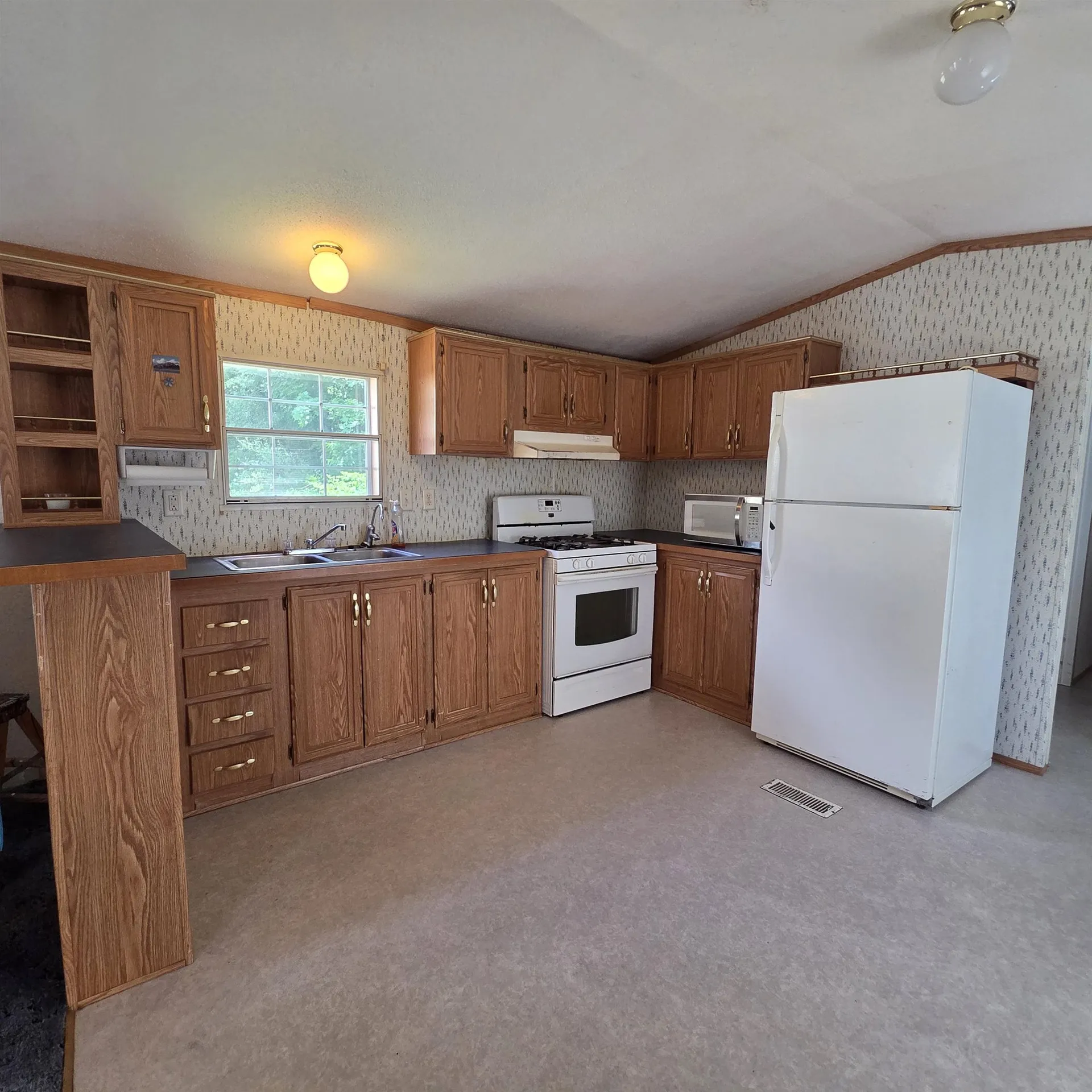 20 Jaffrey Road Fitzwilliam NH 03447