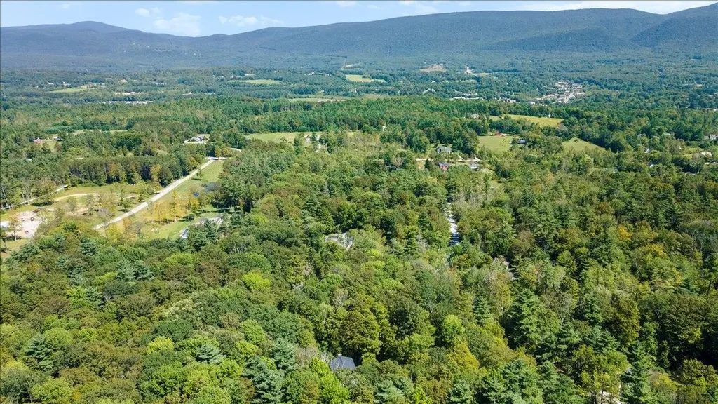 392 Powderhorn Road Manchester VT 05255