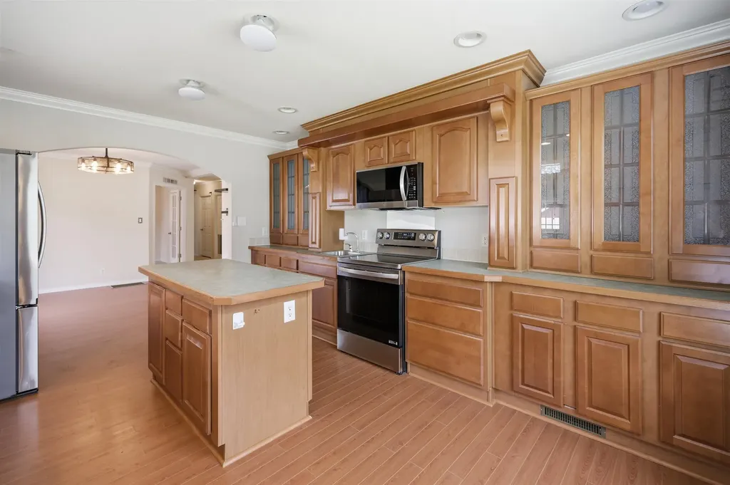 35 Sawmill Ridge Sandown NH 03873