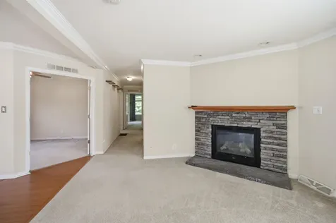 35 Sawmill Ridge Sandown NH 03873