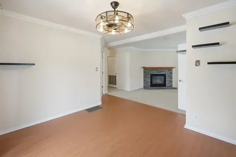 35 Sawmill Ridge Sandown NH 03873