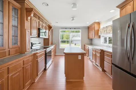 35 Sawmill Ridge Sandown NH 03873
