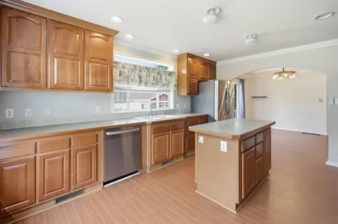 35 Sawmill Ridge Sandown NH 03873
