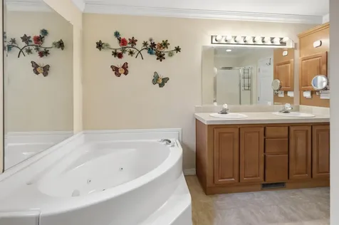 35 Sawmill Ridge Sandown NH 03873