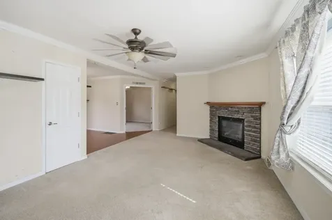 35 Sawmill Ridge Sandown NH 03873