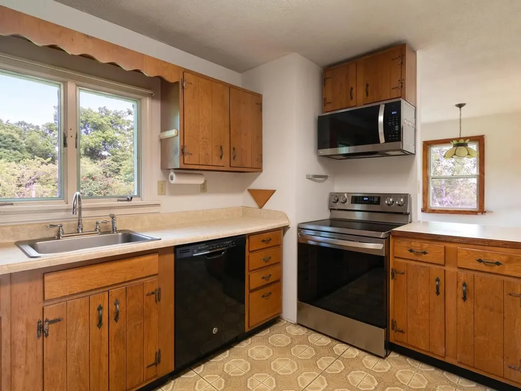 459 Carpenter Road Charlotte VT 05445