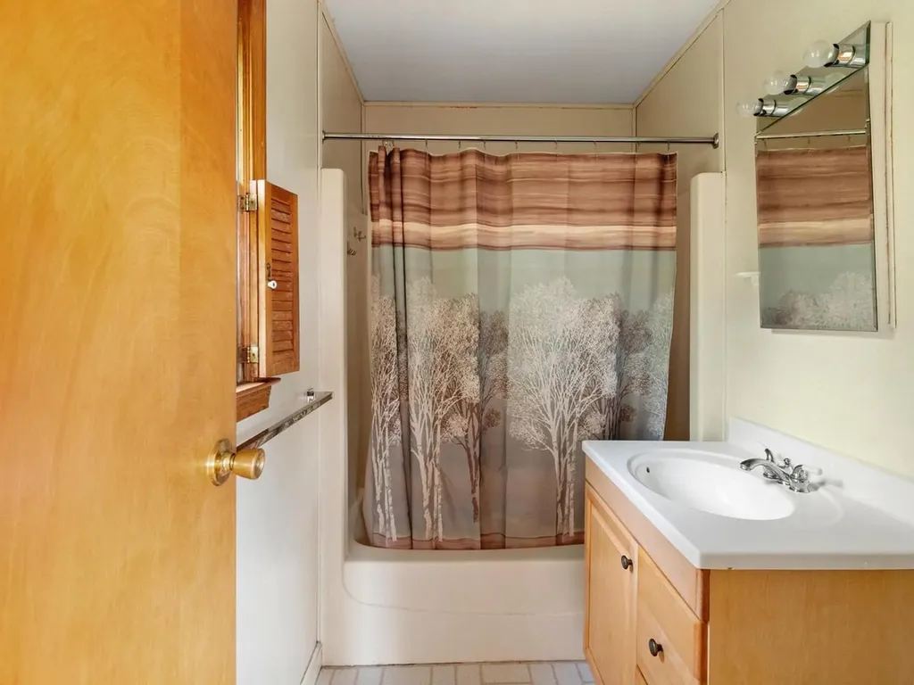 459 Carpenter Road Charlotte VT 05445