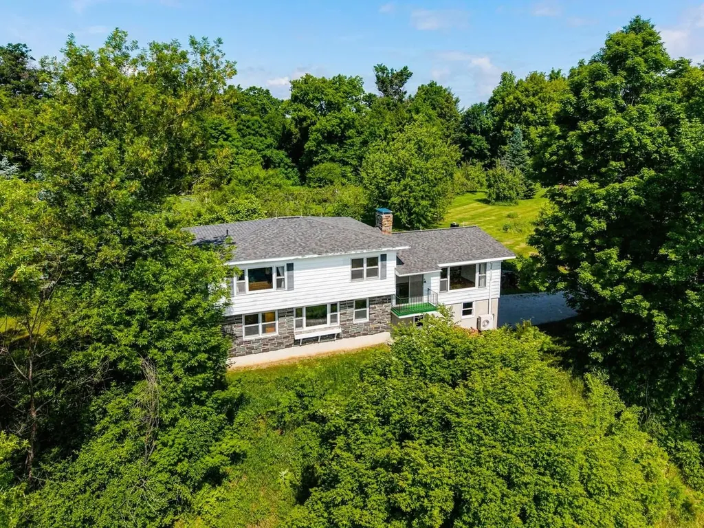 459 Carpenter Road Charlotte VT 05445