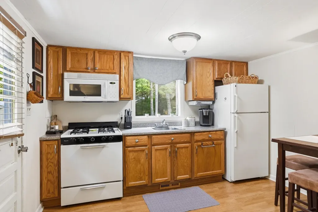 200 Paradise Drive Moultonborough NH 03254