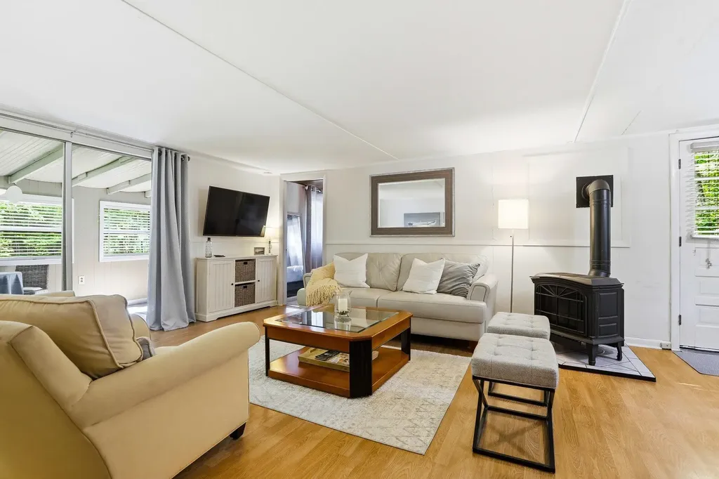 200 Paradise Drive Moultonborough NH 03254