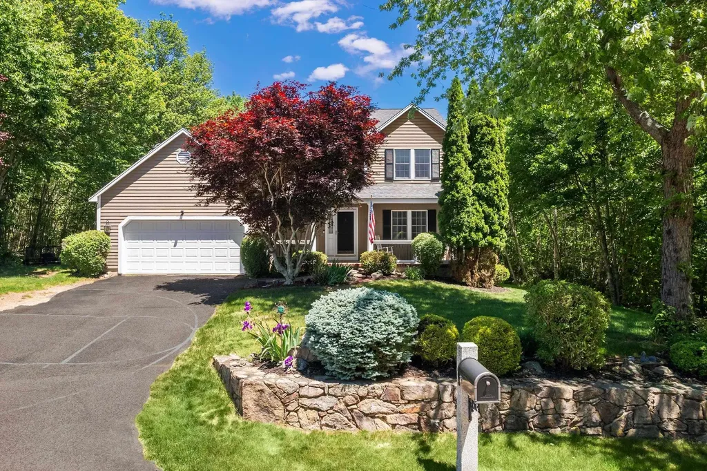 3 Meadowlark Drive York ME 03909