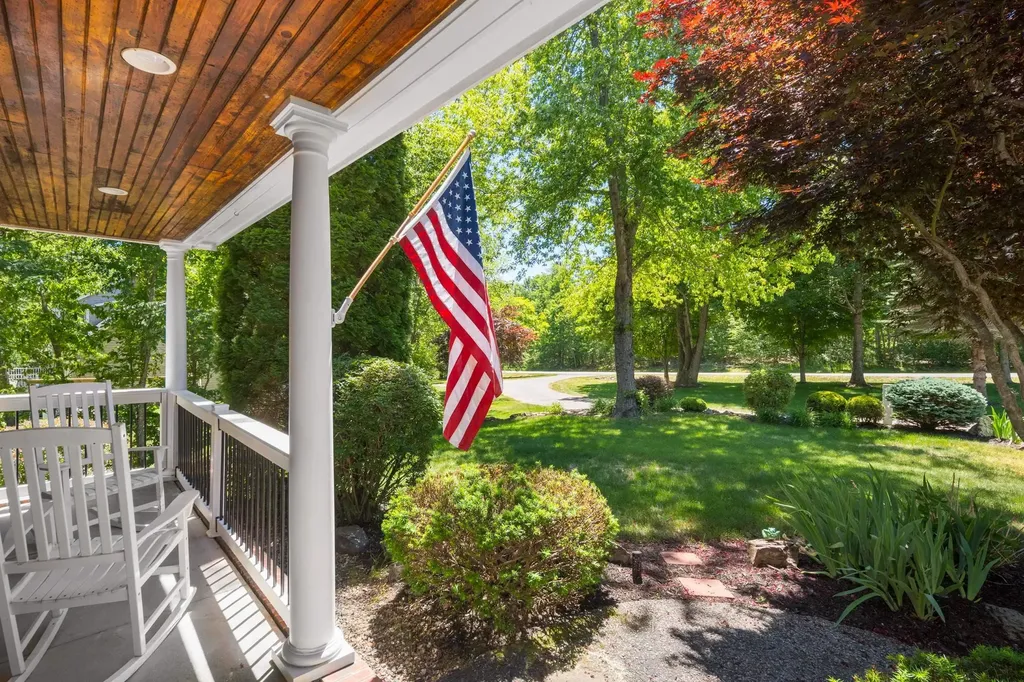 3 Meadowlark Drive York ME 03909