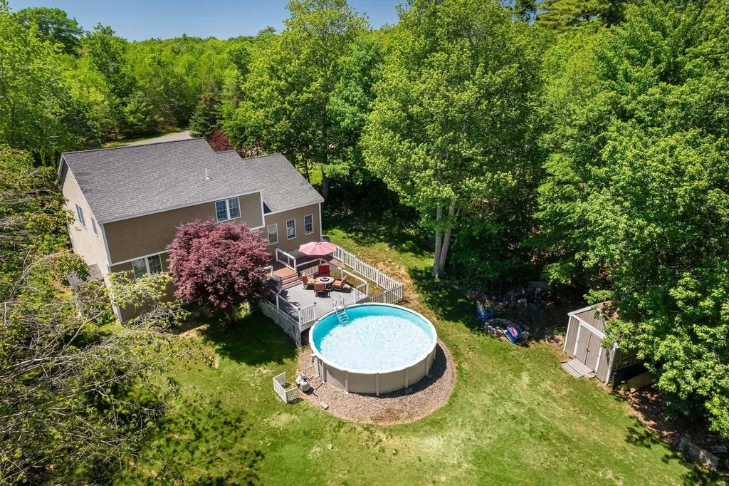 3 Meadowlark Drive York ME 03909