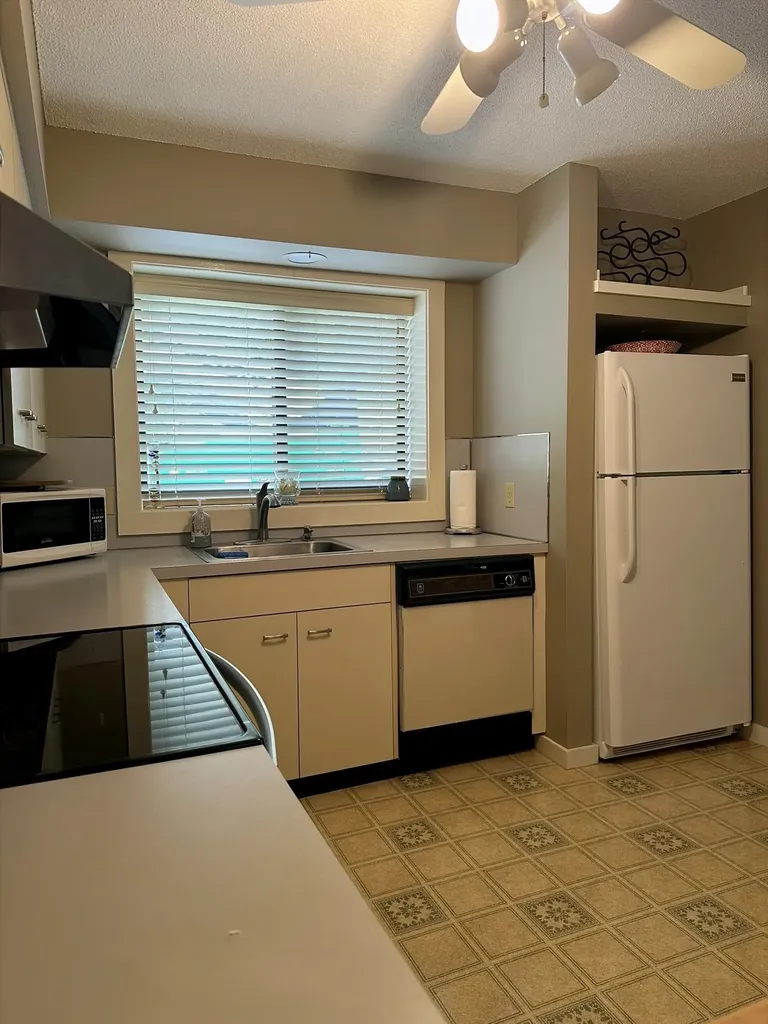 6 Easterly Road Lincoln NH 03251