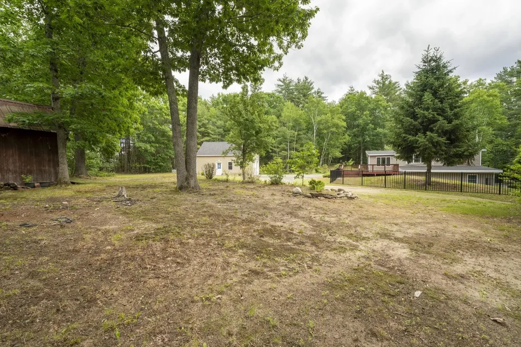 48 Witches Spring Road Hollis NH 03049