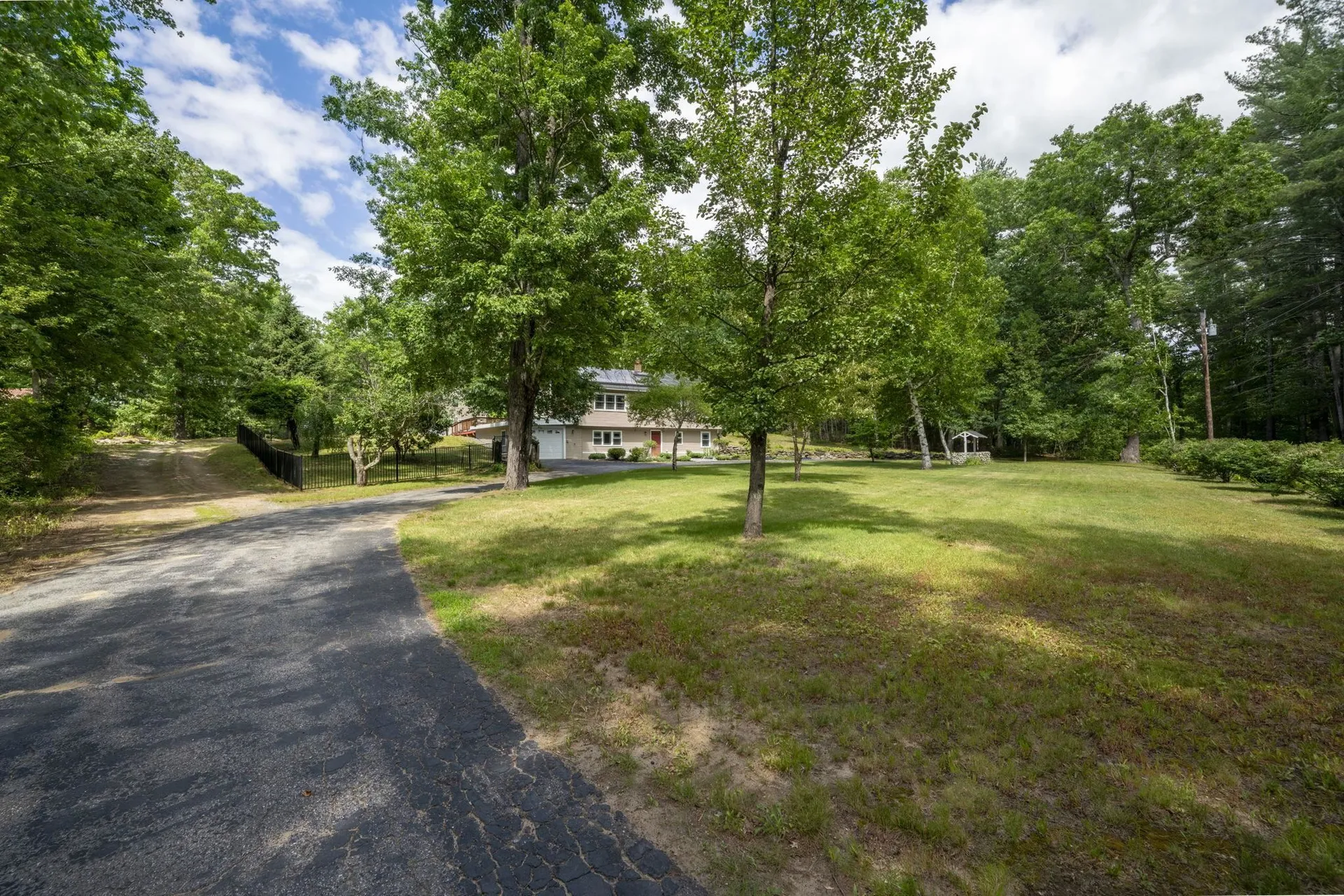 48 Witches Spring Road Hollis NH 03049
