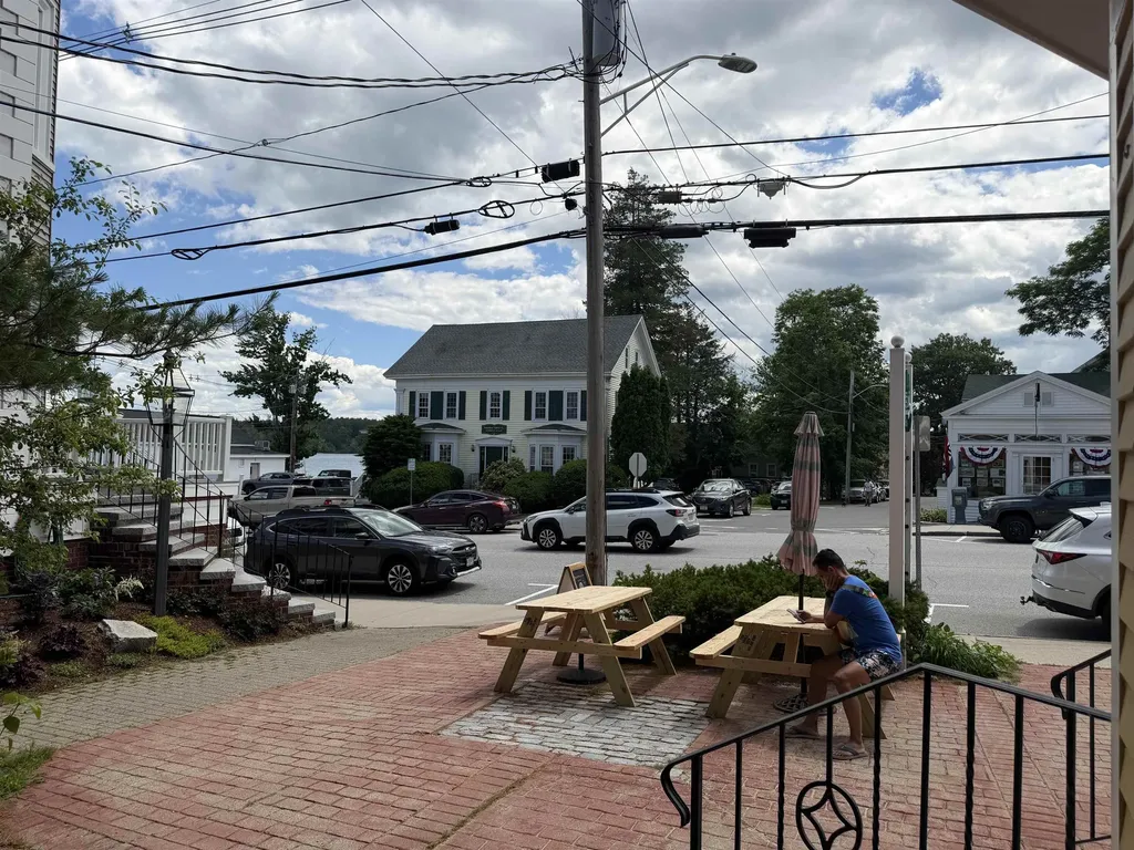 29 Mill Street Wolfeboro NH 03894