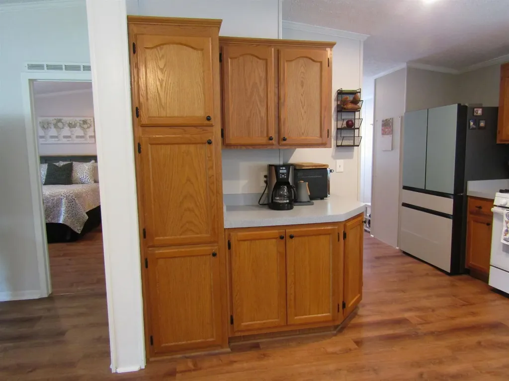 21 Eric Avenue Nashua NH 03062