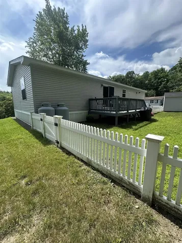 21 Eric Avenue Nashua NH 03062