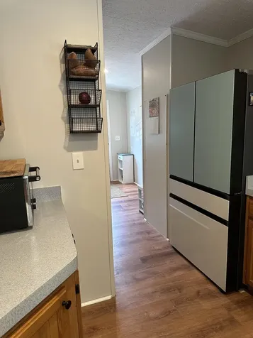 21 Eric Avenue Nashua NH 03062