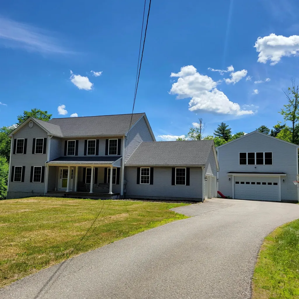 15 Town Farm Road Chester NH 03036