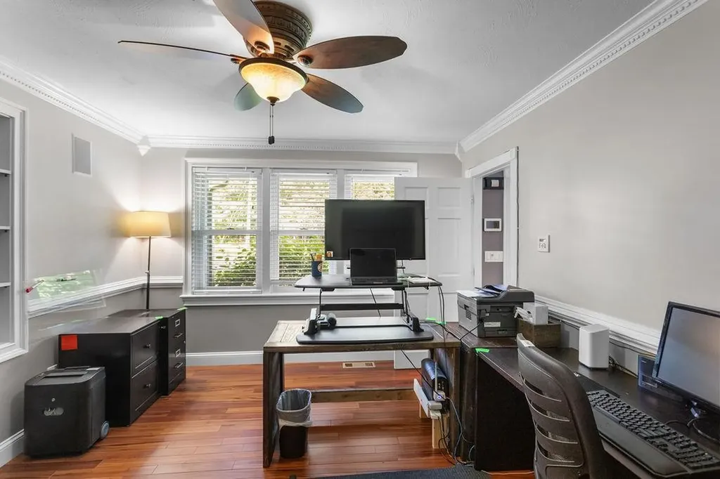 7 Jenny Hill Lane Nashua NH 03062