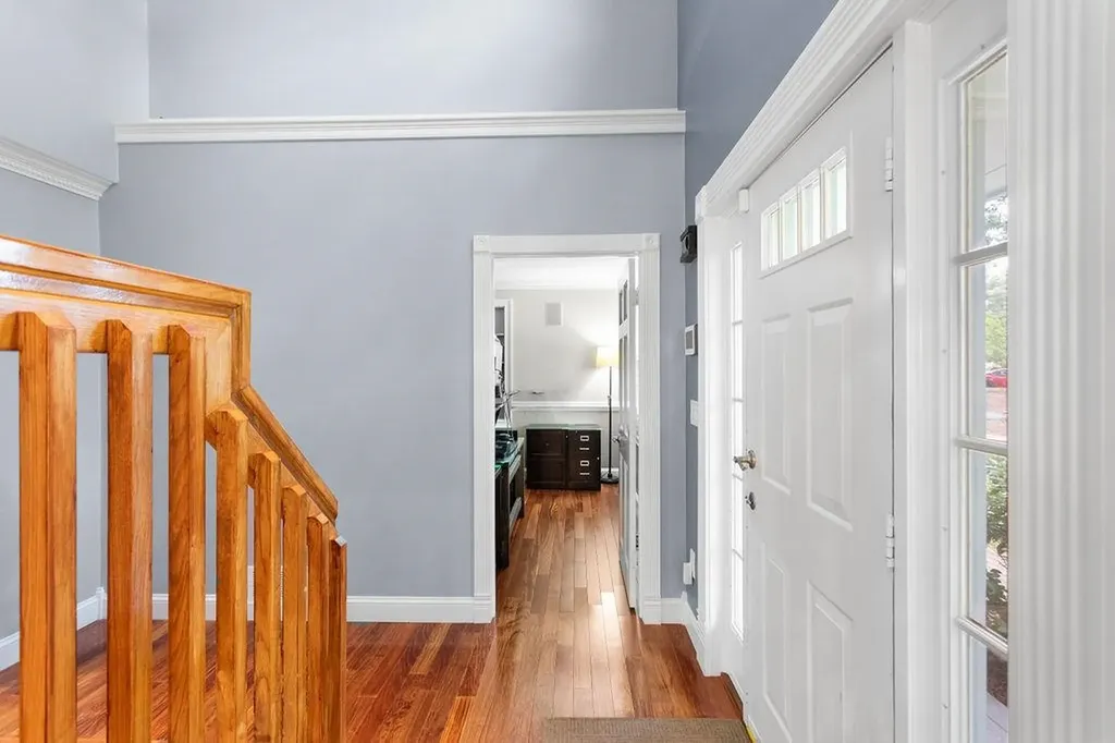 7 Jenny Hill Lane Nashua NH 03062