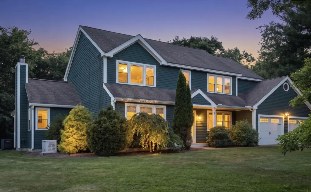 7 Jenny Hill Lane Nashua NH 03062