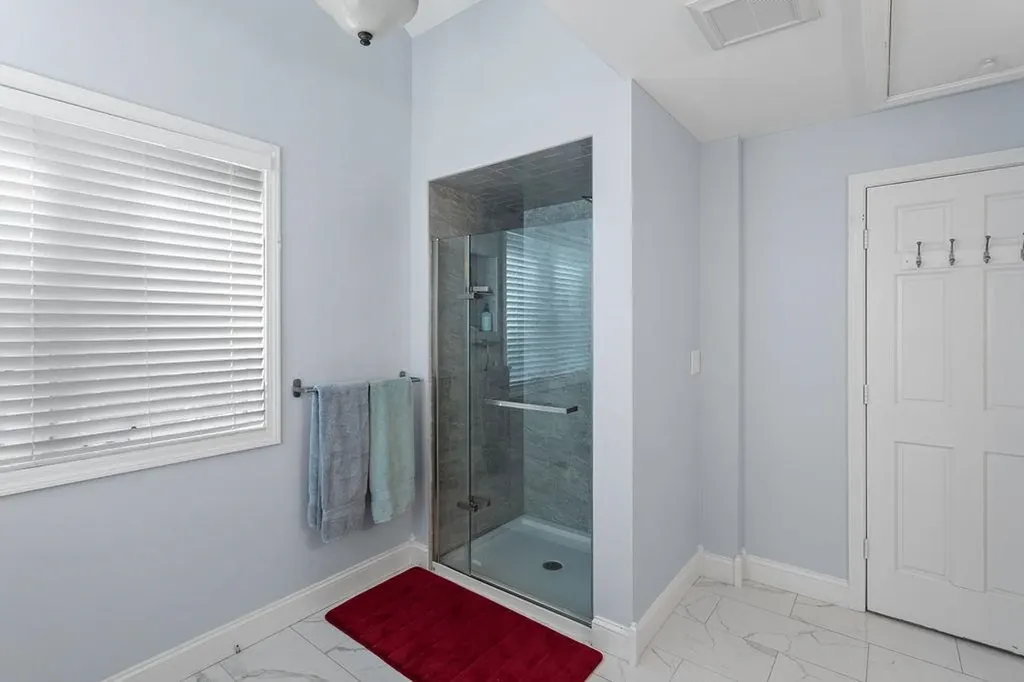 7 Jenny Hill Lane Nashua NH 03062