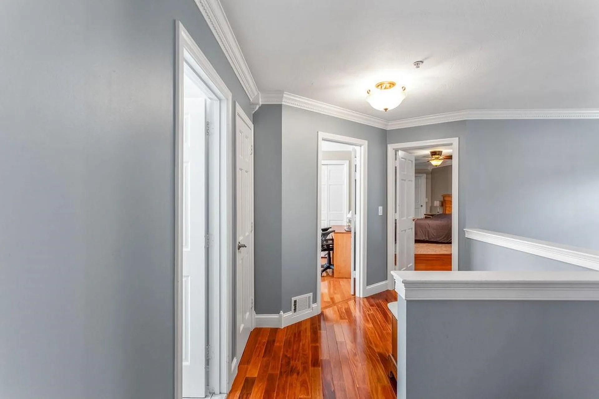 7 Jenny Hill Lane Nashua NH 03062