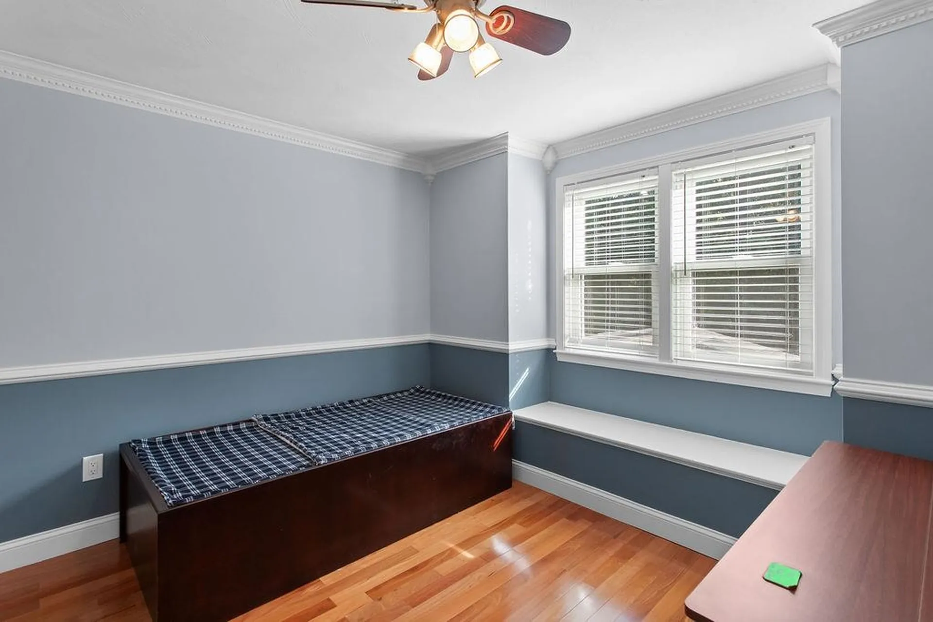 7 Jenny Hill Lane Nashua NH 03062