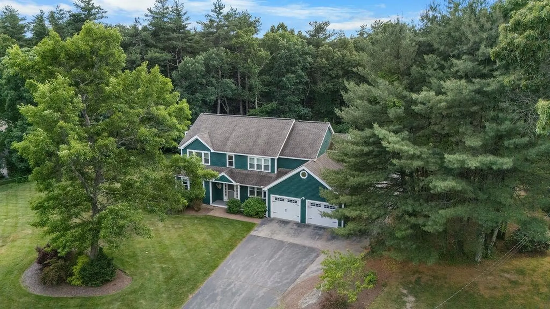 7 Jenny Hill Lane Nashua NH 03062