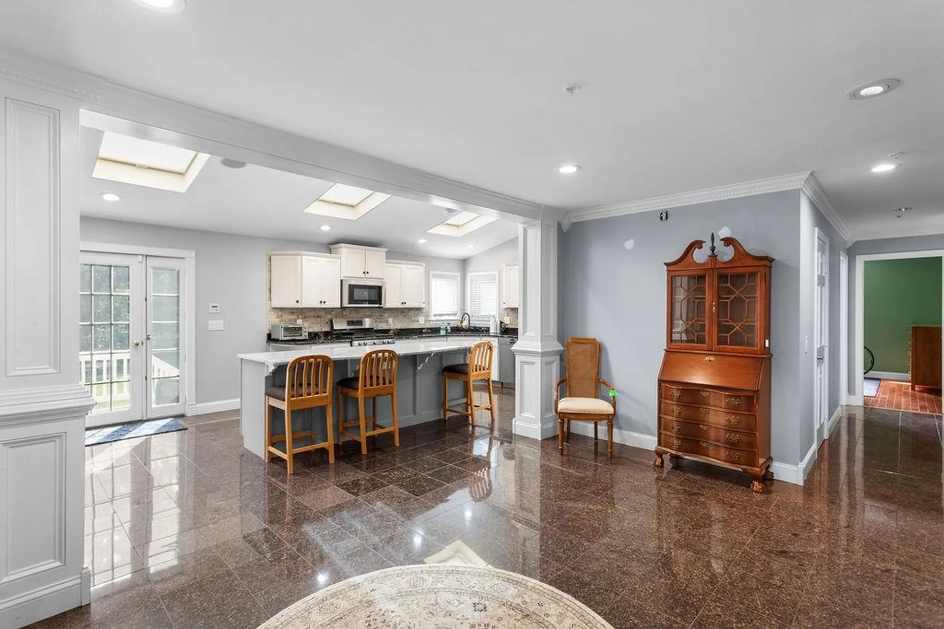 7 Jenny Hill Lane Nashua NH 03062