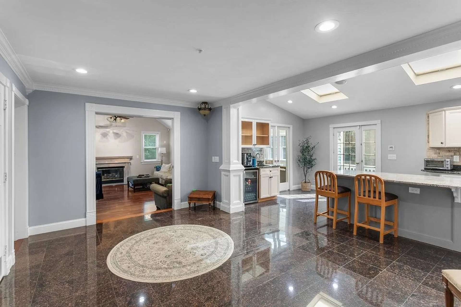 7 Jenny Hill Lane Nashua NH 03062