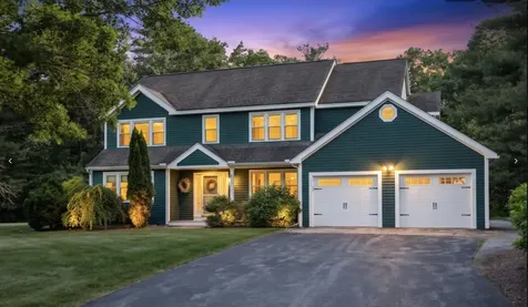 7 Jenny Hill Lane Nashua NH 03062
