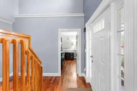 7 Jenny Hill Lane Nashua NH 03062