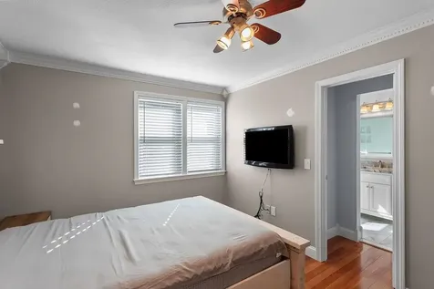 7 Jenny Hill Lane Nashua NH 03062